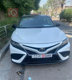 تۆیۆتا کامری